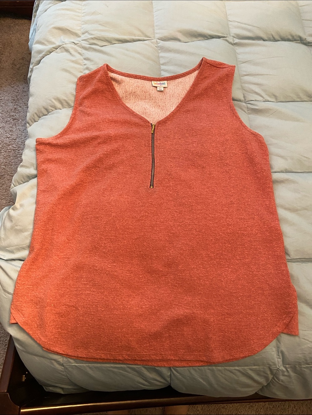 LuLaRoe Sleeveless V-Neck Tank in apricot color